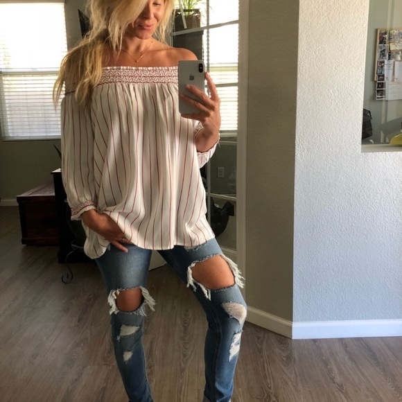 Tops - 🆕2x HP!💋Candy Off-The-Shoulder Top